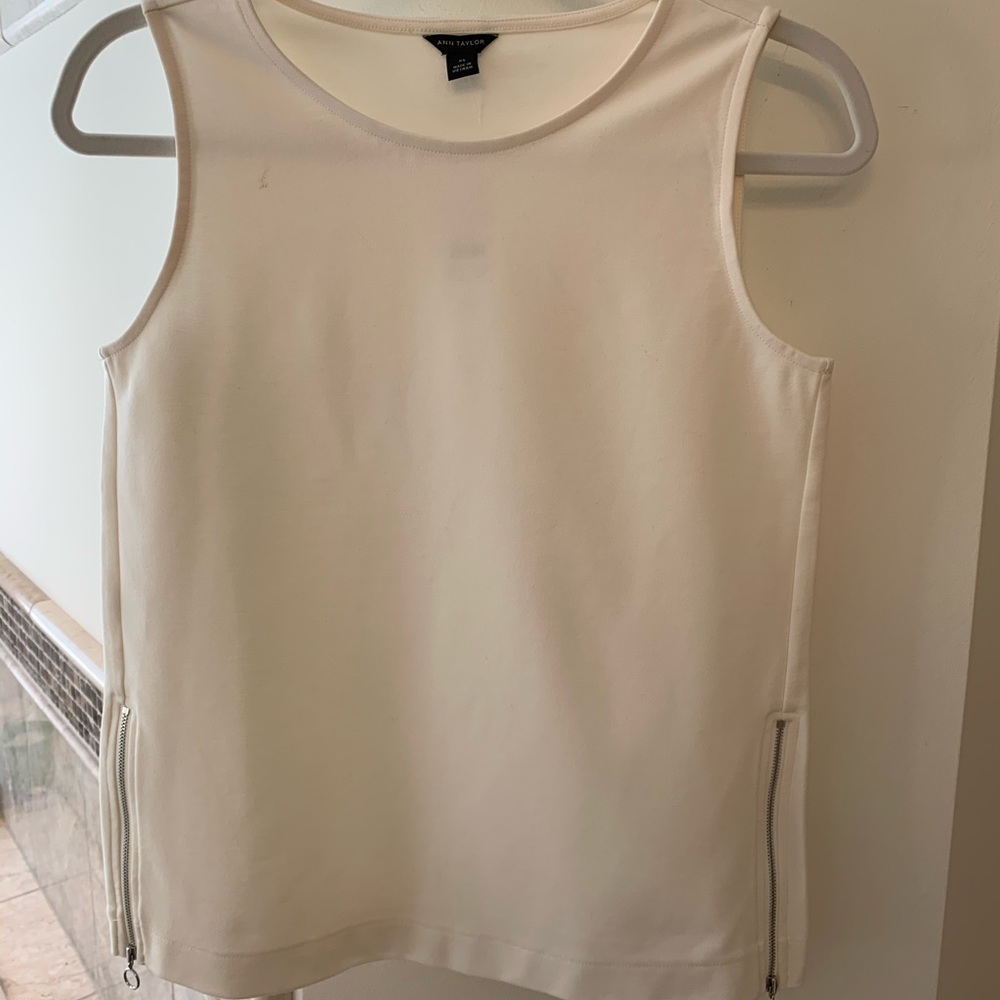 NWT Ann Taylor ivory shell